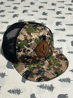 Bassdash Camouflage Snapback Trucker Hat